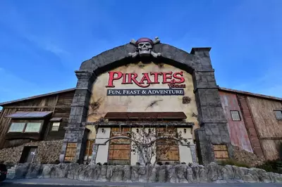pirates voyage