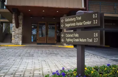 sign outside of Old Creek Lodge in Gatlinburg