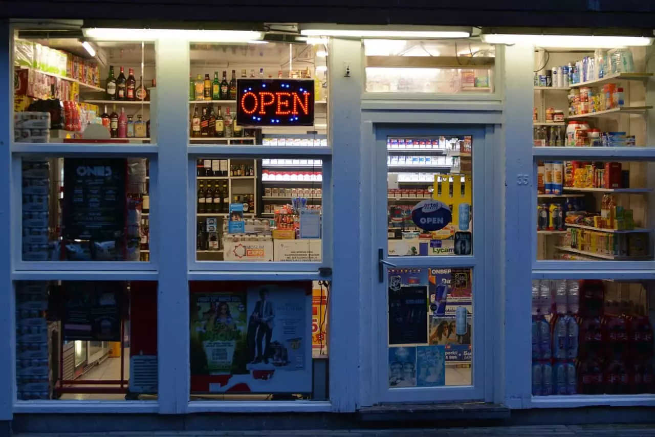 evening shop