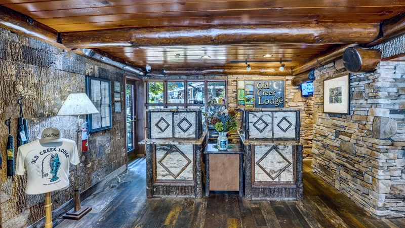 Old Creek Lodge-