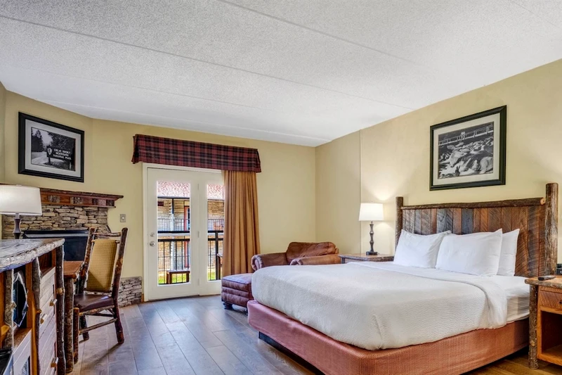 Spa King Suite Old Creek Lodge