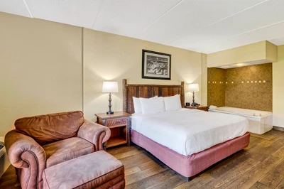 Spa King Suite Old Creek Lodge